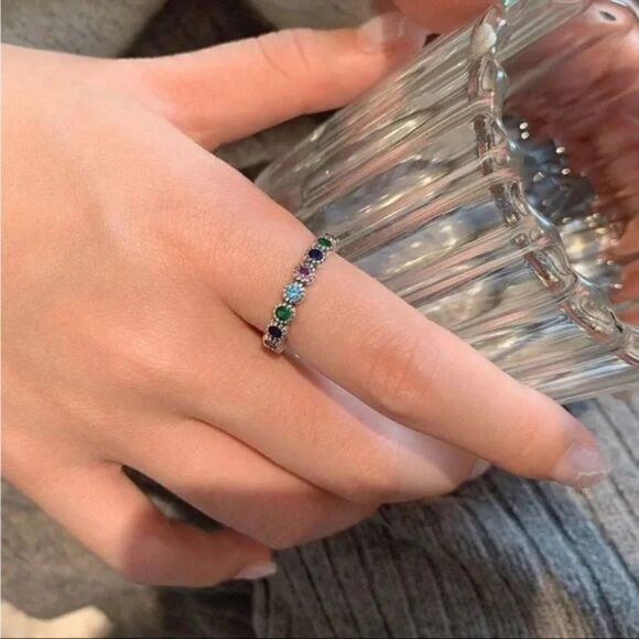 ⭐️New Retro Colorful Zircon Band Ring - Adjustable - Picture 3 of 6